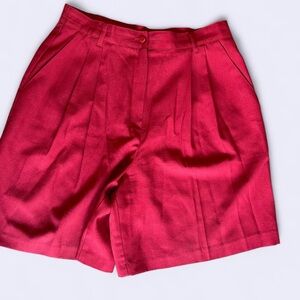 Sag Harbor Pleated Red Women's Shorts